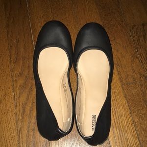 Simple black flats